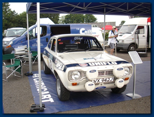 602x451 pixels (137K)